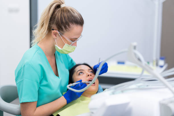 Best Emergency Root Canal Treatment in East Hills, NY